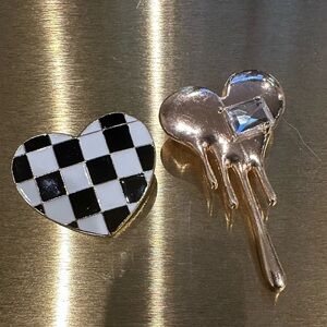 🎁🎉🎁Valentines Day DEAL Chic Heart Brooch Set - INCLUDES 2 HEART BROOCHES